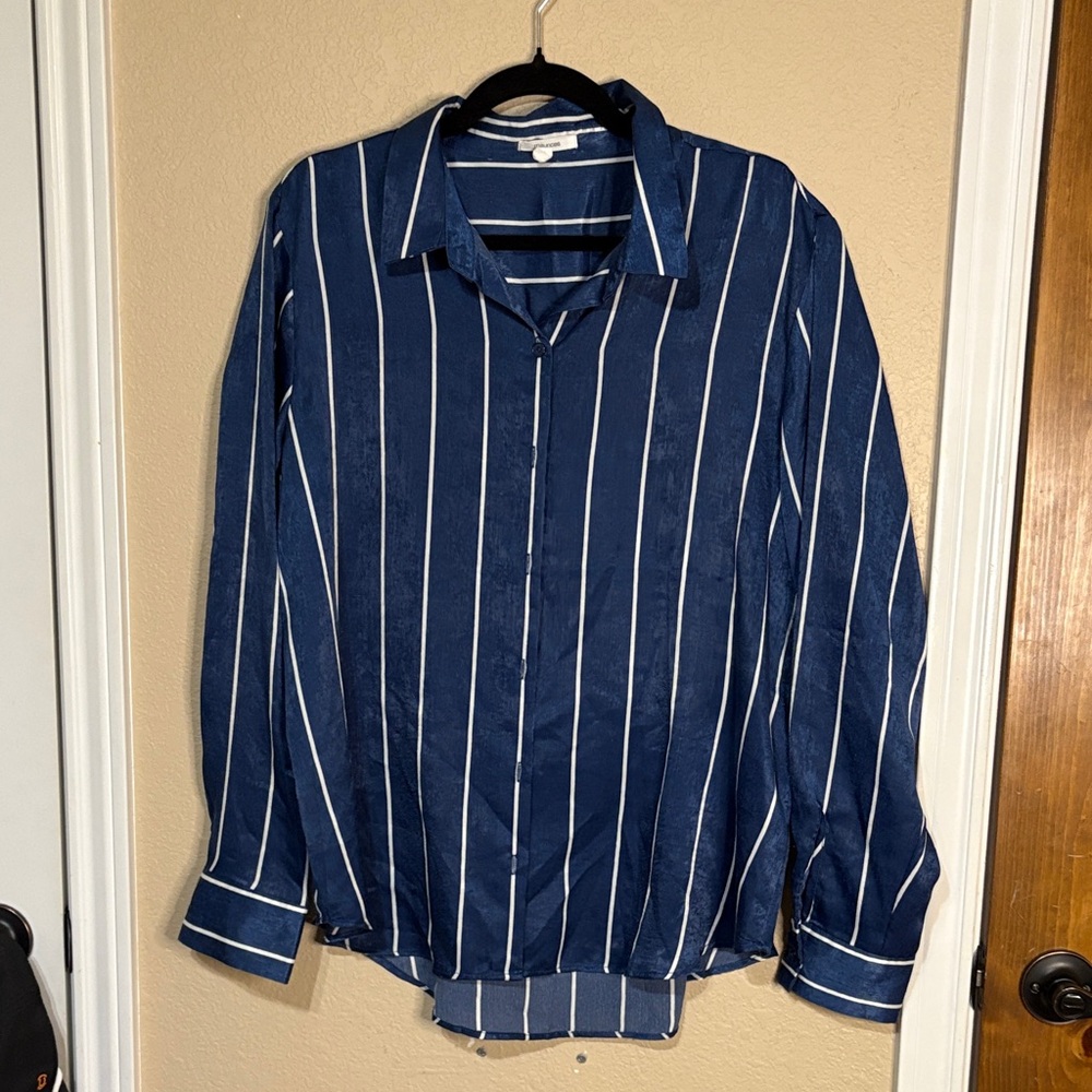 Maurices Dark Blue and White Striped Women’s Shirt